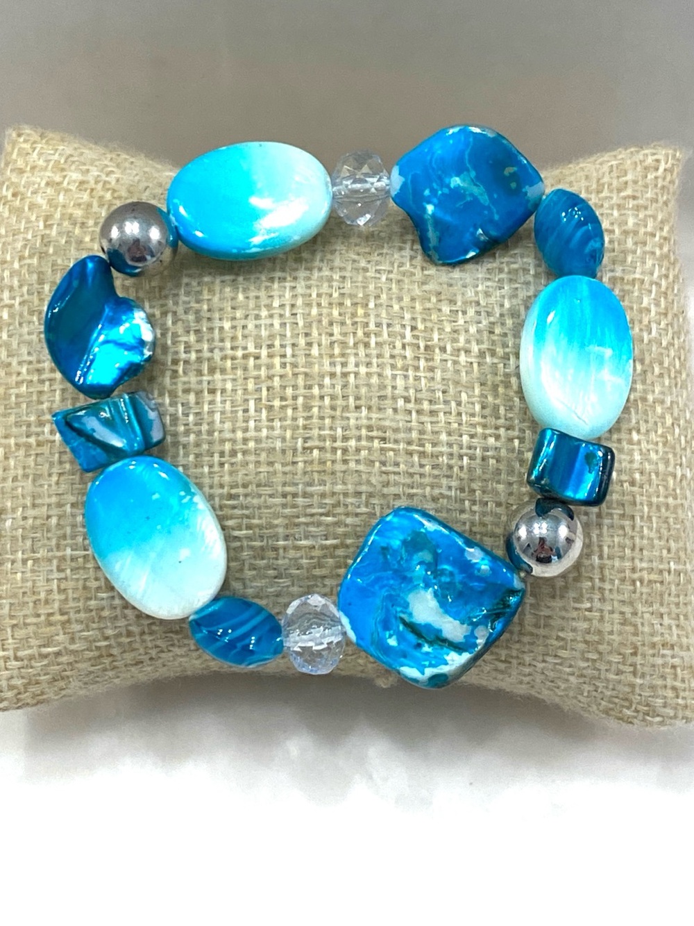 Vintage Silver Tone Blue Turquoise Style Stretch Bracelet Shell Bead Ombre Look